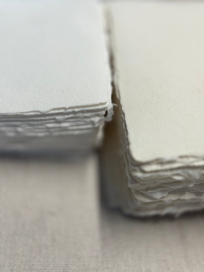 Weiss + Beige Pack 210 x 150 mm A5 Handgeschöpftes Büttenpapier 200 gr | Handmade Paper | Cottonpapier