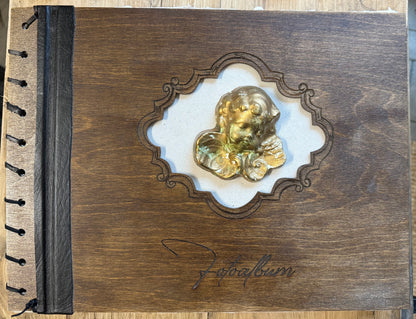 Wooden photo album with Angel | handmade paper with cinnamon | gift idea | exclusive Christmas gift | Gold Angel | Fotoalben | Alben Holz