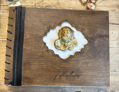 Wooden photo album with Angel | handmade paper with cinnamon | gift idea | exclusive Christmas gift | Gold Angel | Fotoalben | Alben Holz