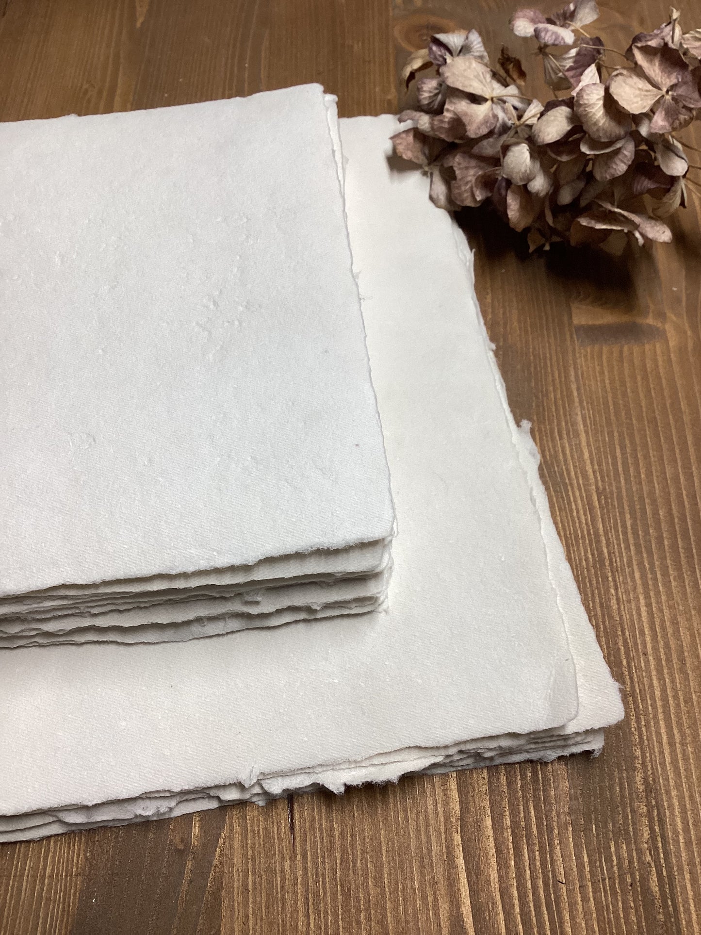 A4 (210 x 300 mm) Beige Handmade Paper 200 gr | wedding Paper | 100 % Cottonpapier