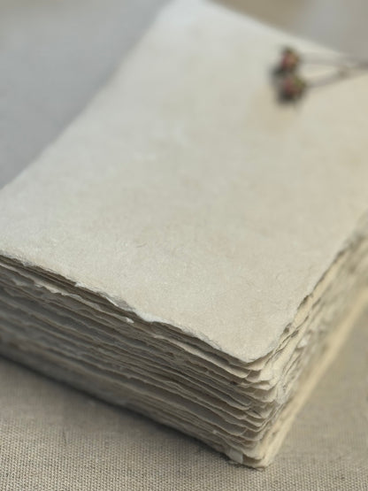 A4 (210 x 300 mm) Beige Handmade Paper 200 gr | wedding Paper | 100 % Cottonpapier